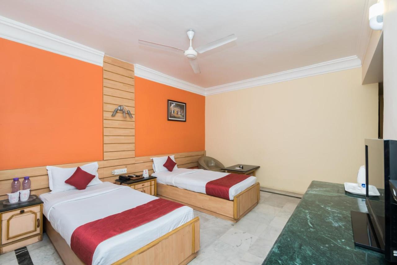 Hotel Kings Crown Vip Road Kalkata Exteriér fotografie