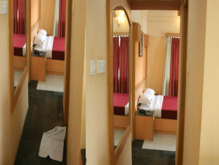 Hotel Kings Crown Vip Road Kalkata Exteriér fotografie